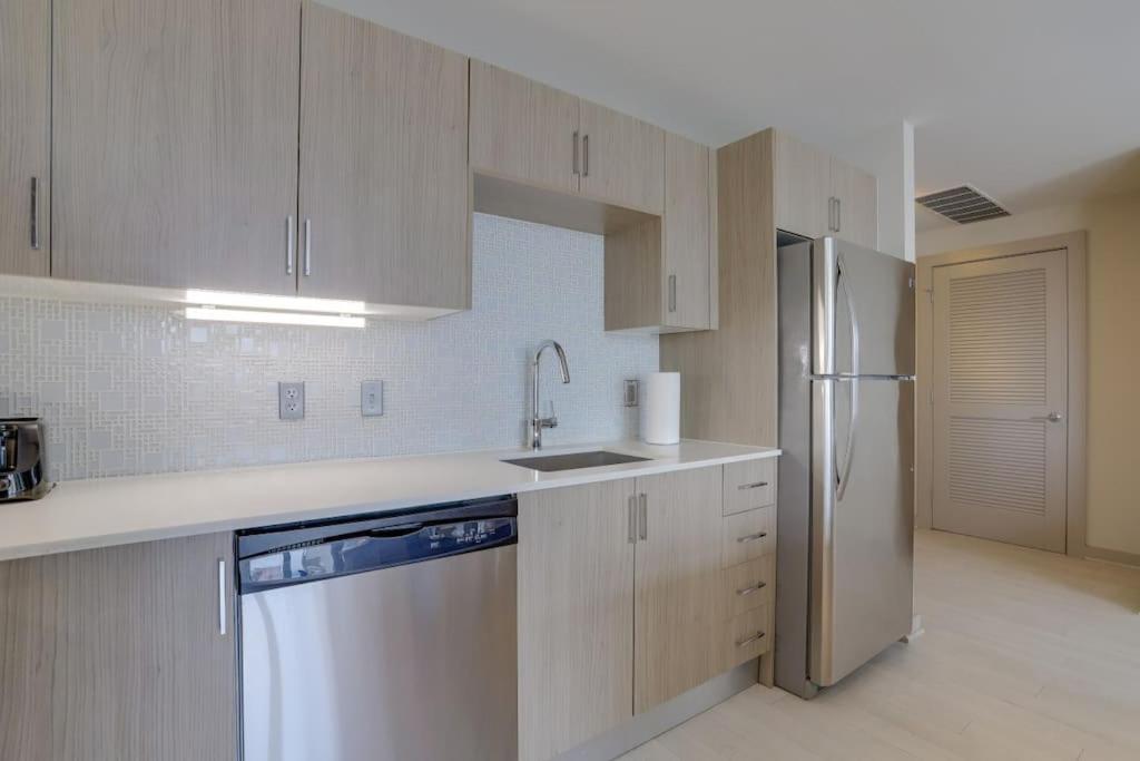 Wonderful 2Br Apartment At Crystal City Арлингтон Экстерьер фото