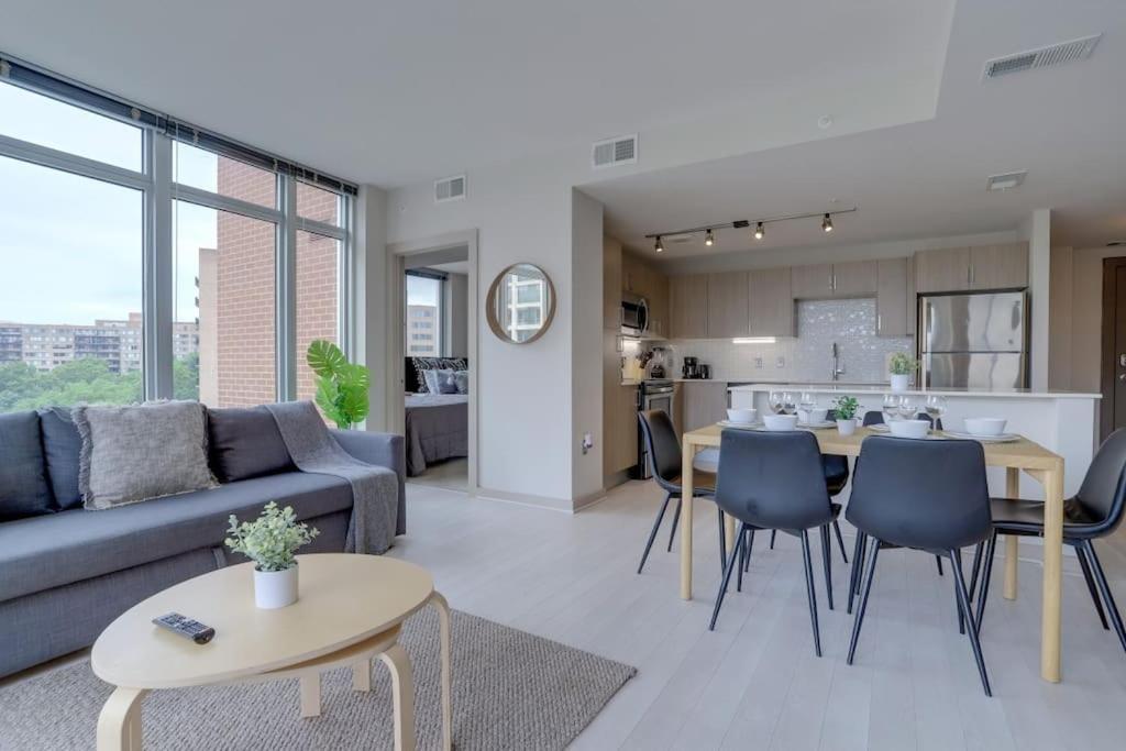 Wonderful 2Br Apartment At Crystal City Арлингтон Экстерьер фото